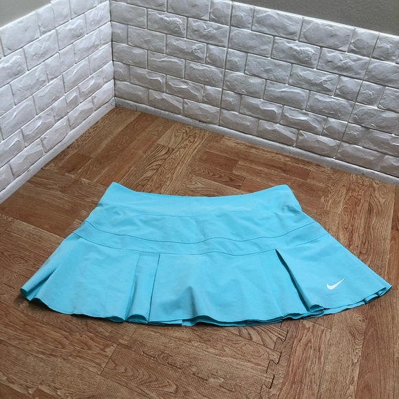 Nike Dresses & Skirts - Nike dry fit tennis skirt